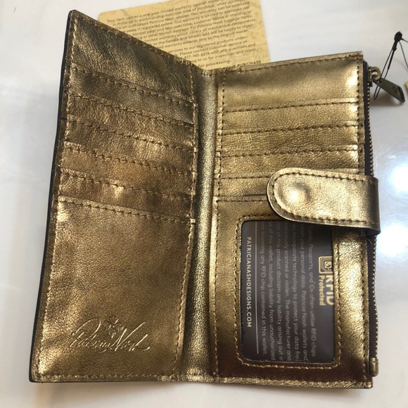 Patricia Nash Nazari Distressed Metallic Bifold Leather Wallet Antique Gold NWT - Picture 13 of 16